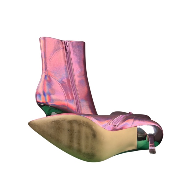 Steve Madden Pink Iridescent, Pointed Toe Bootie (7.5) - Picture 5 of 5